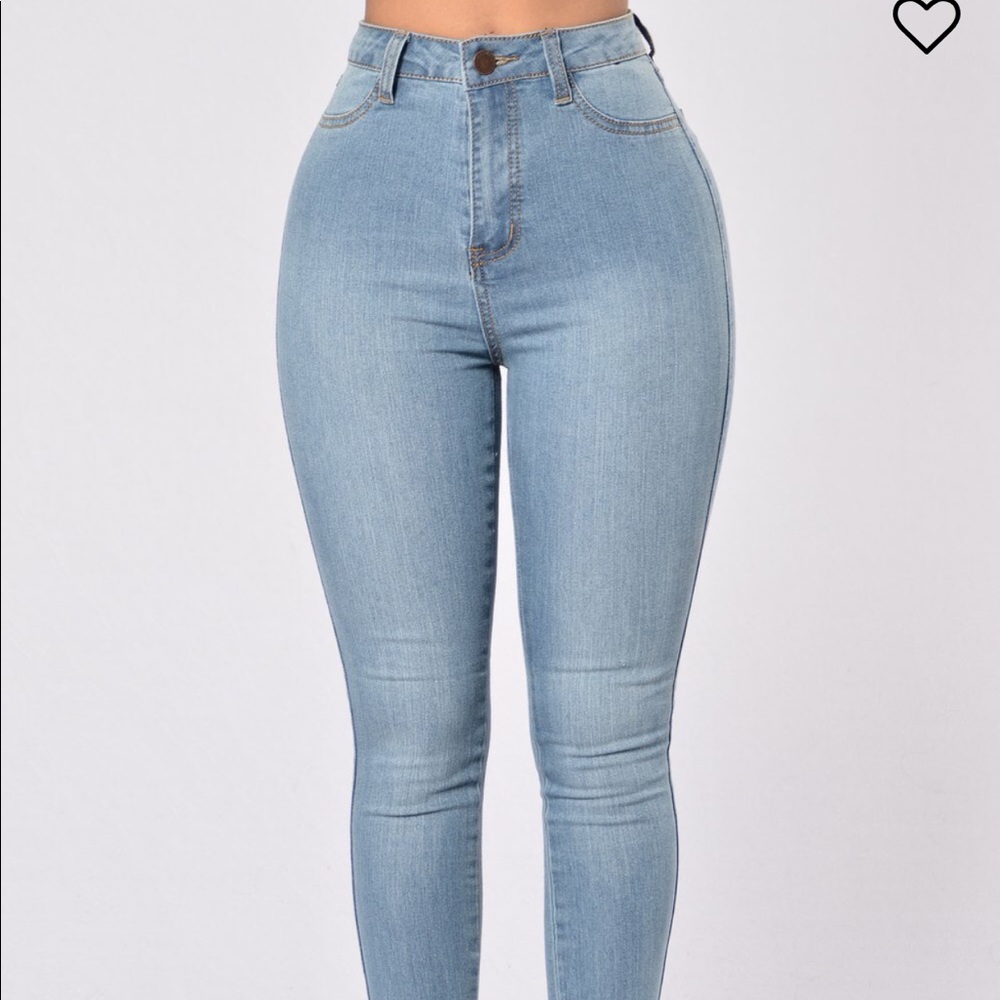 High waisted jeans